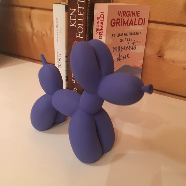 Pawloon - Balloon Dog Statue – Modern Table Decoration for Home and Office Decor